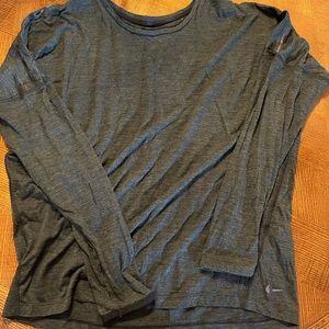 Nike Dri-Fit size large gray womens long sleeve tee shirt